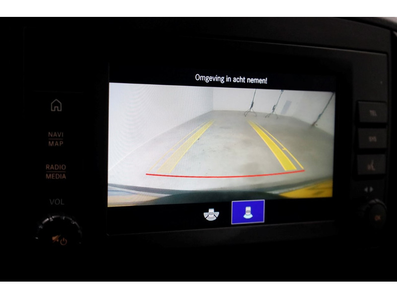 48494005-mercedes-benz-vito-19