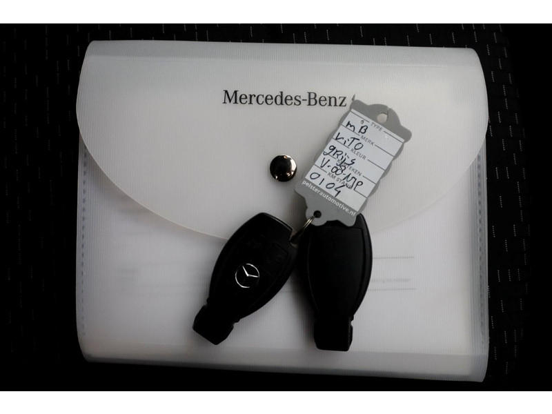 48494005-mercedes-benz-vito-8