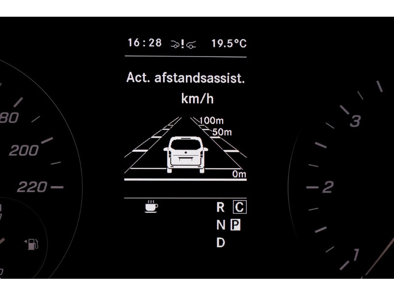 48540152-mercedes-benz-vito-21