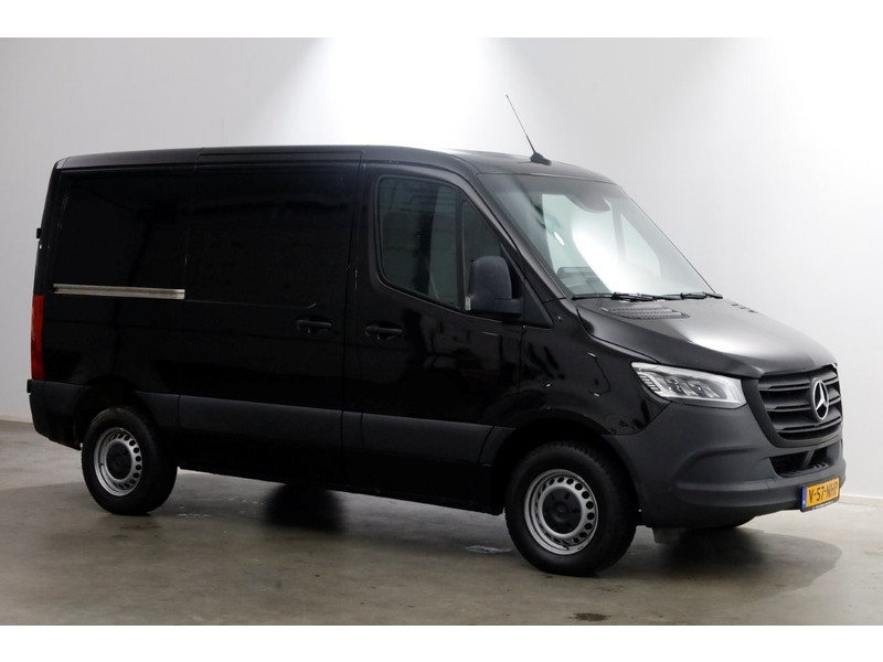 48575731-mercedes-benz-sprinter-10