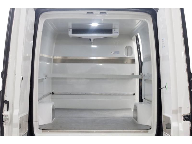 48575731-mercedes-benz-sprinter-12