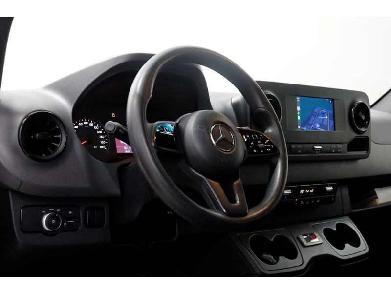 48575731-mercedes-benz-sprinter-18