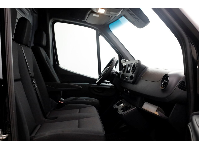 48575731-mercedes-benz-sprinter-5