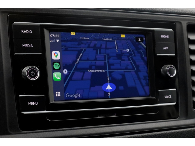 48575856-volkswagen-crafter-15