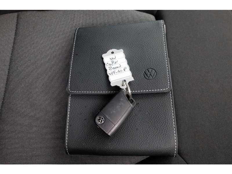 48575856-volkswagen-crafter-7