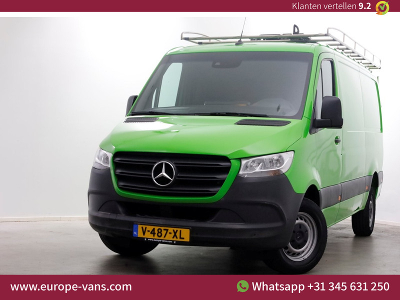 48592379-mercedes-benz-sprinter-1