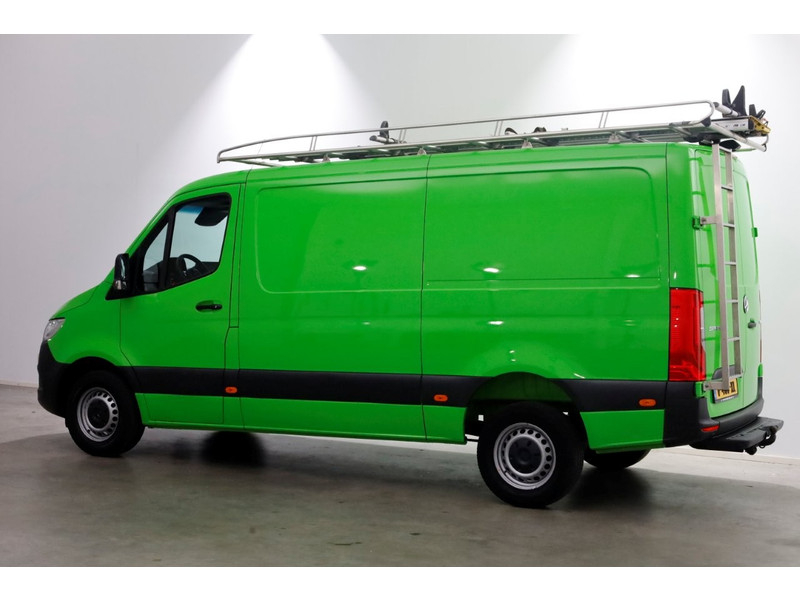 48592379-mercedes-benz-sprinter-9