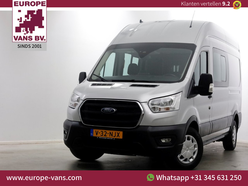 48593164-ford-transit-1