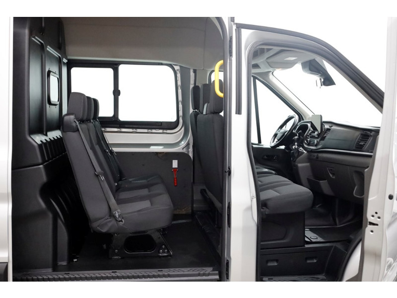48593164-ford-transit-3
