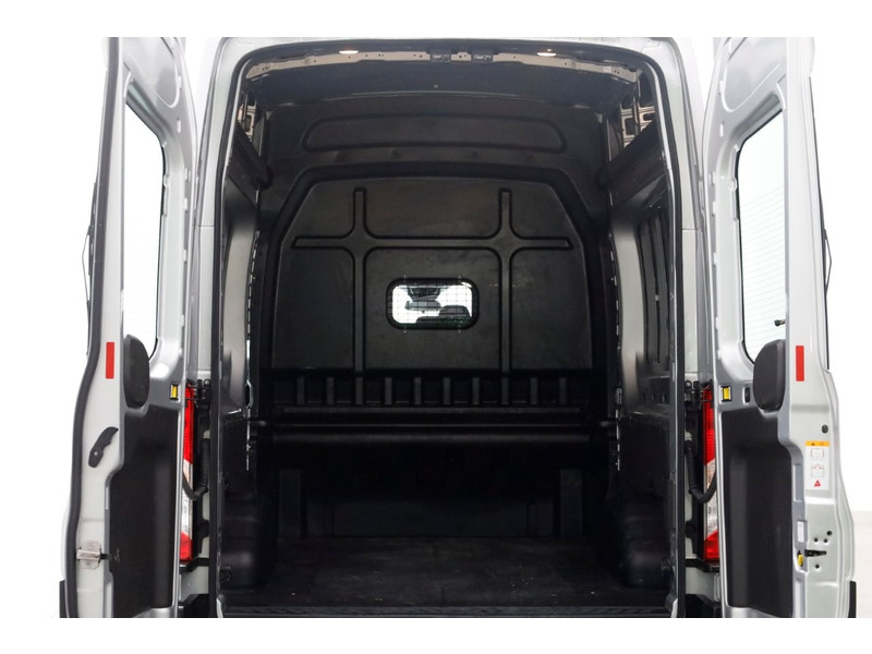 48593164-ford-transit-5