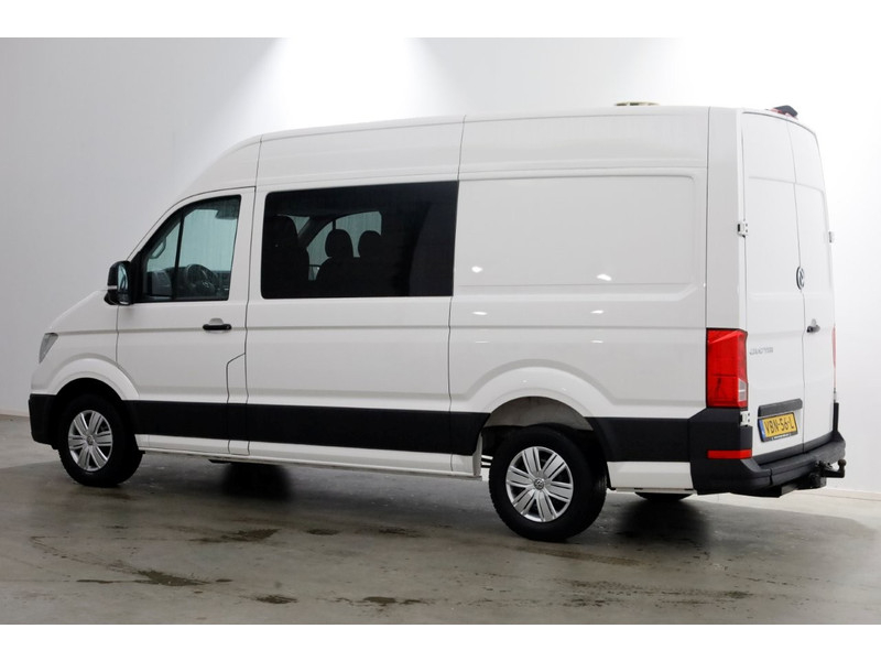 48625329-volkswagen-crafter-11