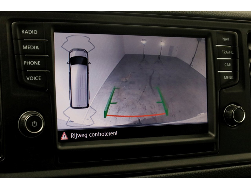 48625329-volkswagen-crafter-16