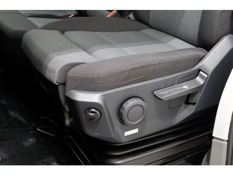 48625329-volkswagen-crafter-20