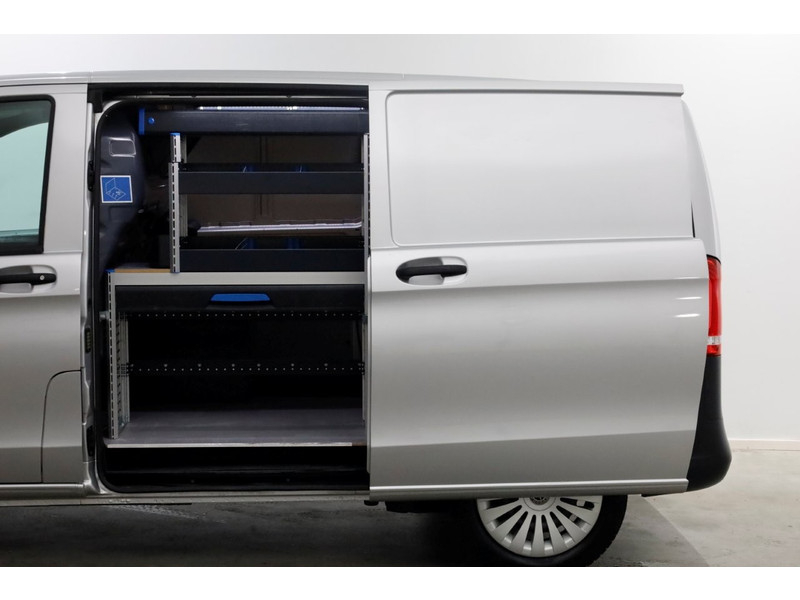 48639994-mercedes-benz-vito-13