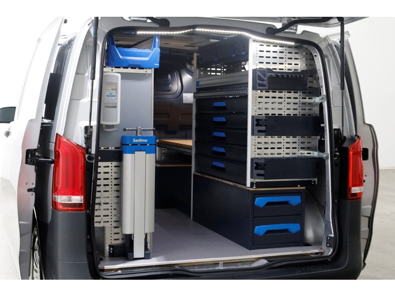 48639994-mercedes-benz-vito-15