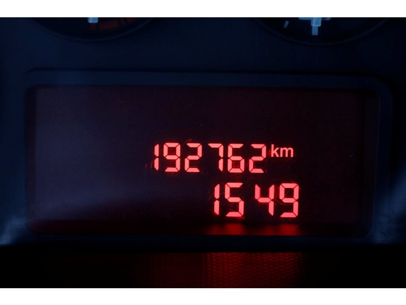 48655645-iveco-daily-17