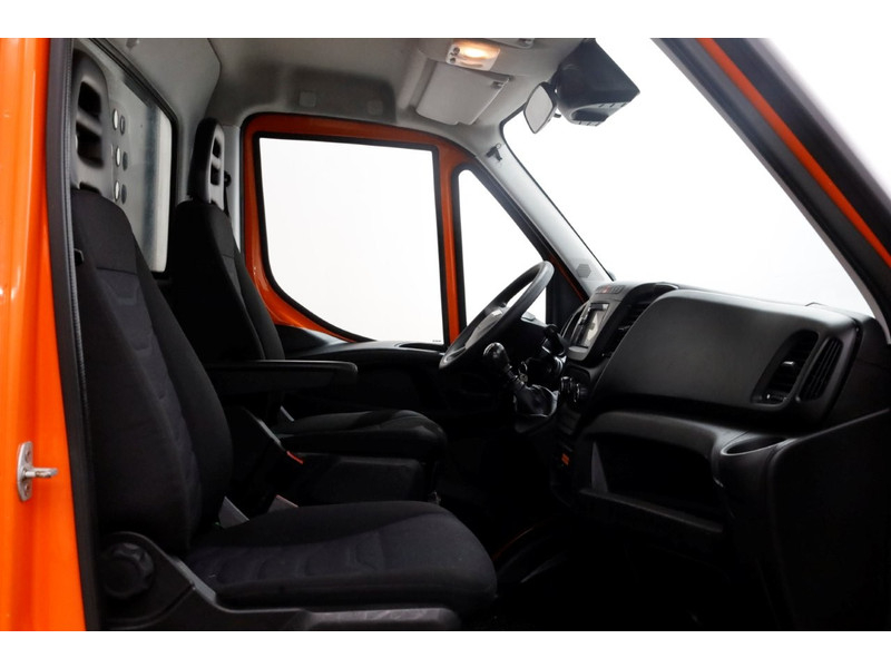 48655645-iveco-daily-5