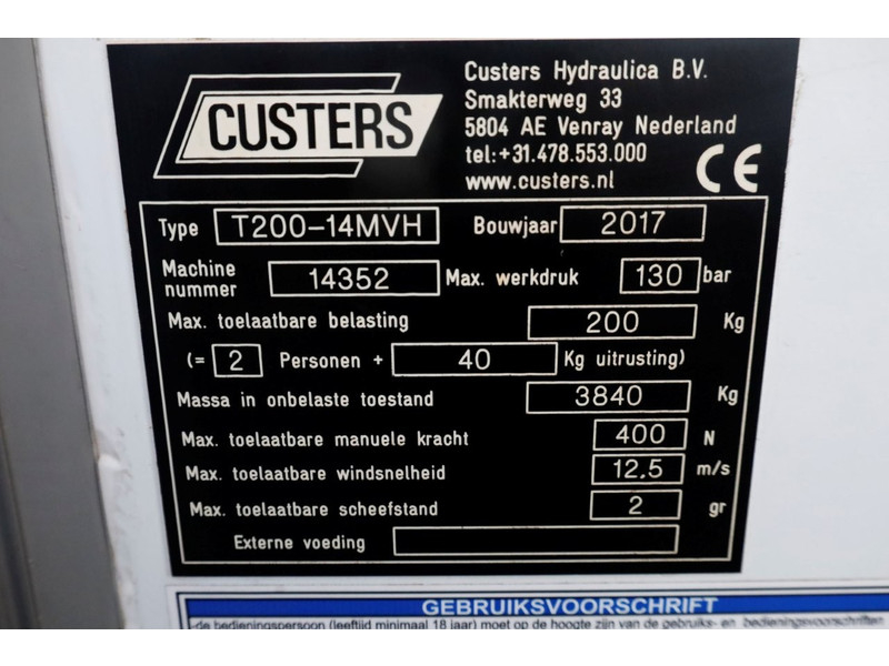 48698659-mercedes-benz-sprinter-15