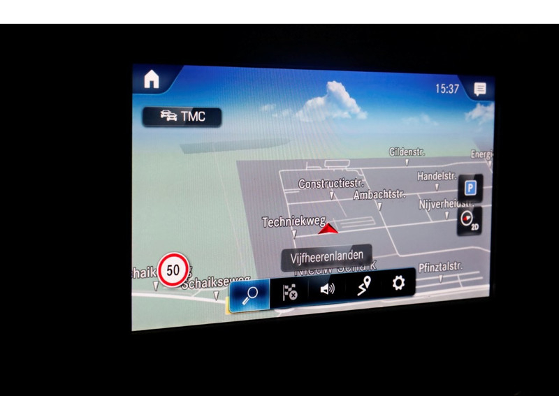 48698797-mercedes-benz-sprinter-14