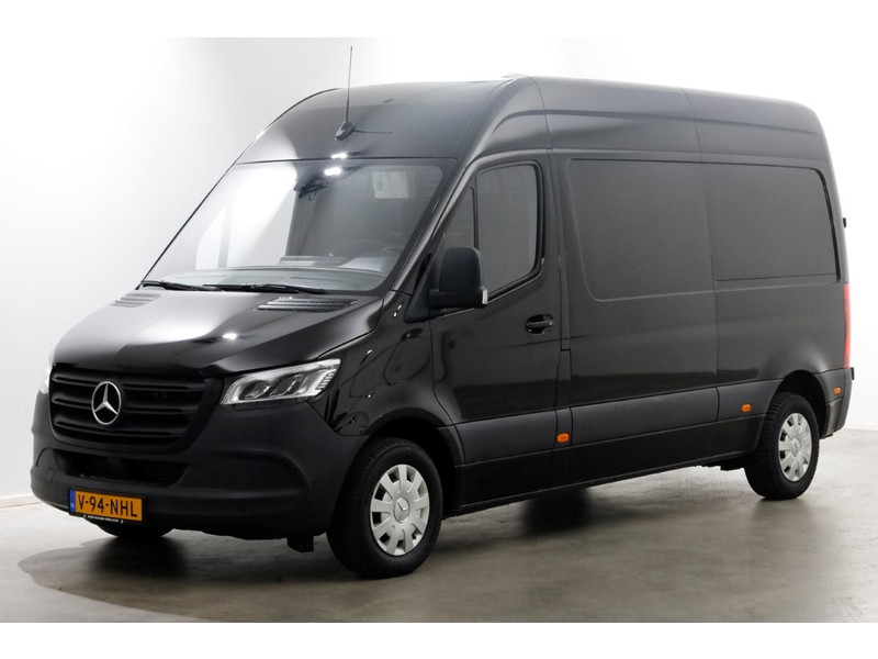 48742084-mercedes-benz-sprinter-8