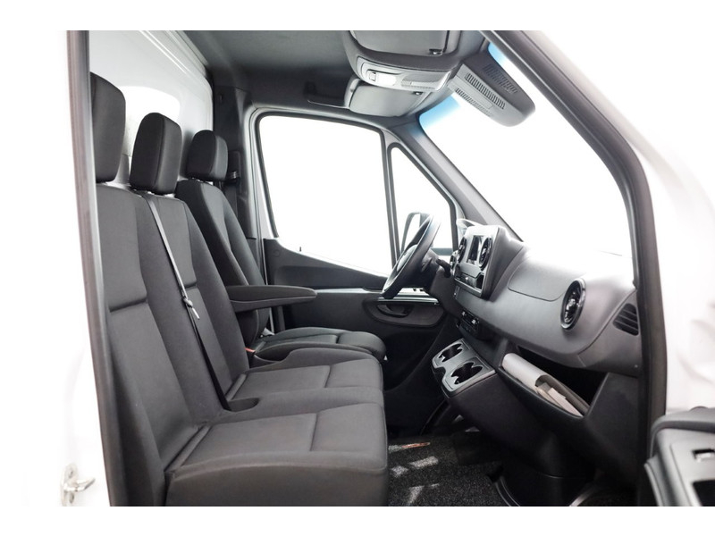 48837354-mercedes-benz-sprinter-6