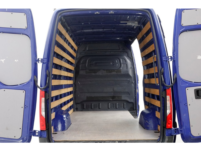 48837569-mercedes-benz-sprinter-5