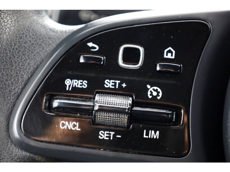 48837673-mercedes-benz-sprinter-17