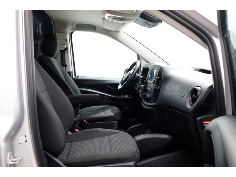 48863297-mercedes-benz-vito-5