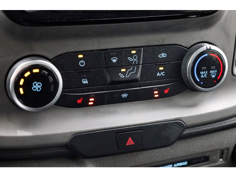 48865006-ford-transit-custom-22