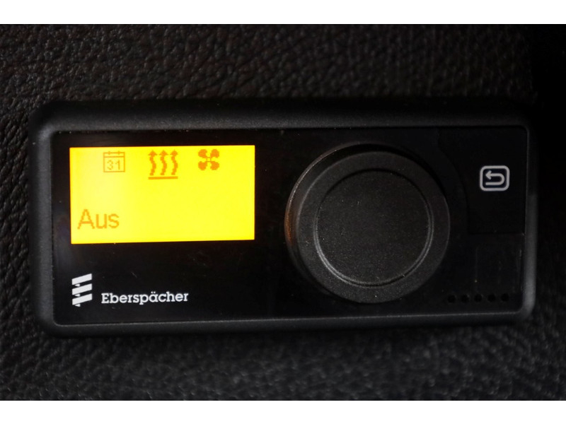 48966378-mercedes-benz-sprinter-22