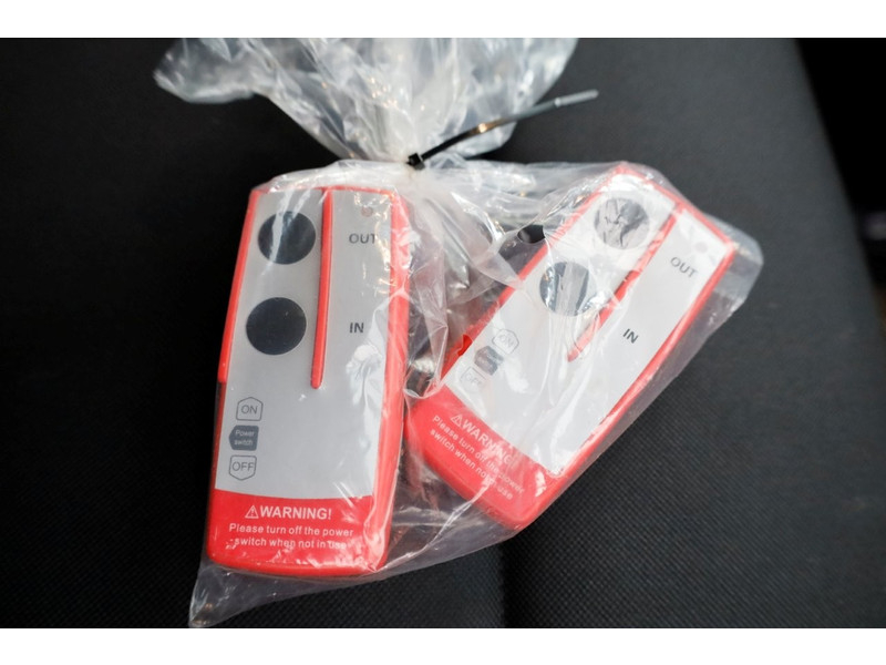 48966378-mercedes-benz-sprinter-24