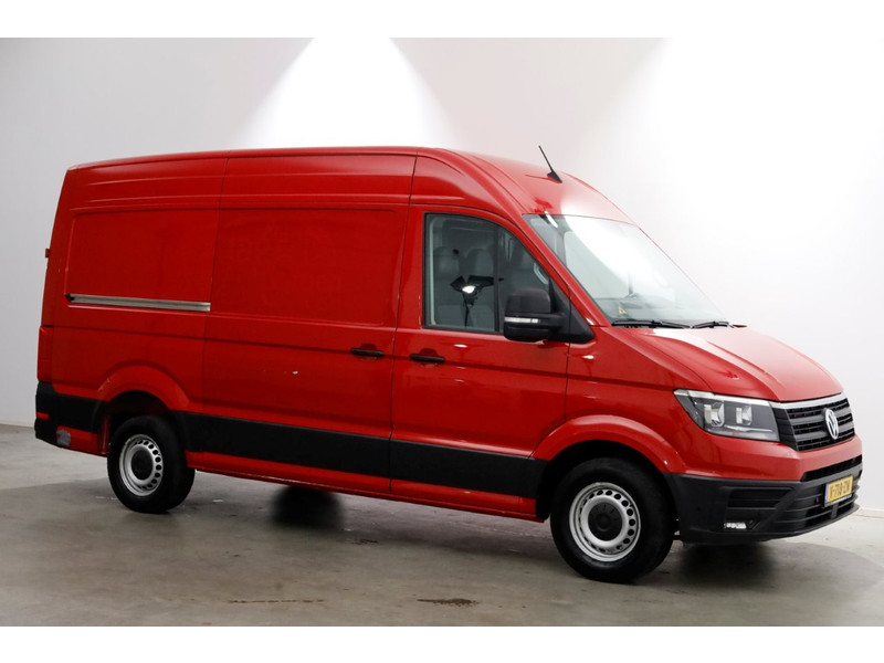 49019185-volkswagen-crafter-10