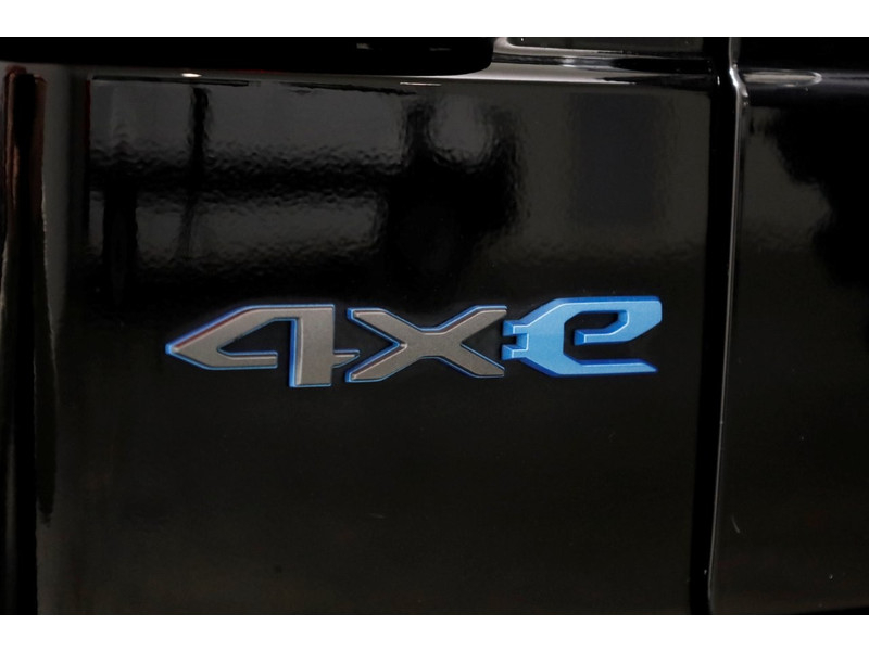 49019653-jeep-wrangler-15