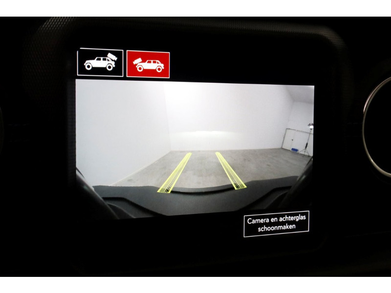 49019653-jeep-wrangler-26