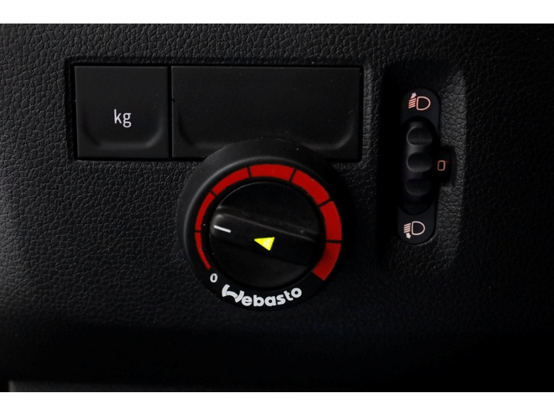 49047250-renault-master-15