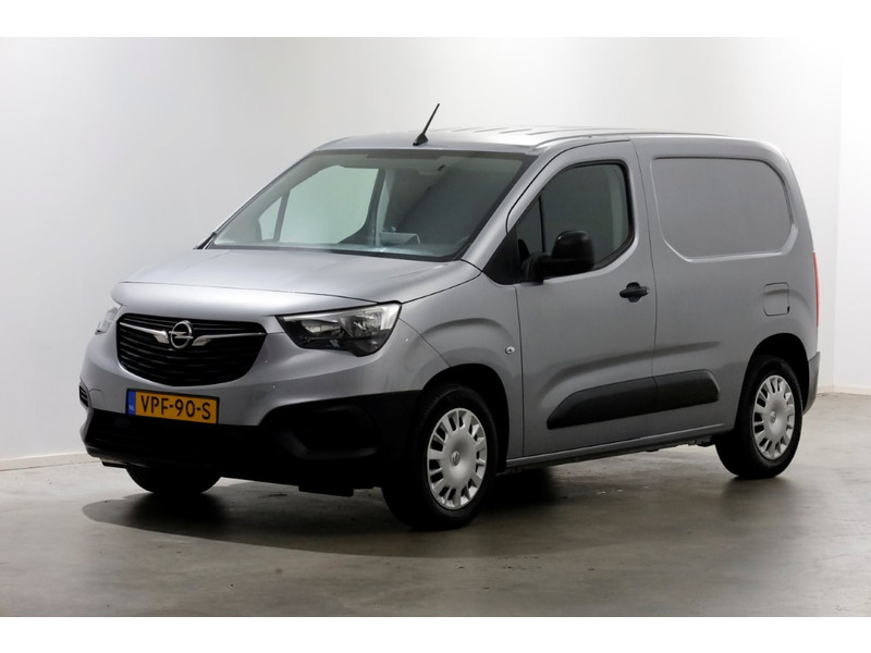 49047867-opel-combo-8