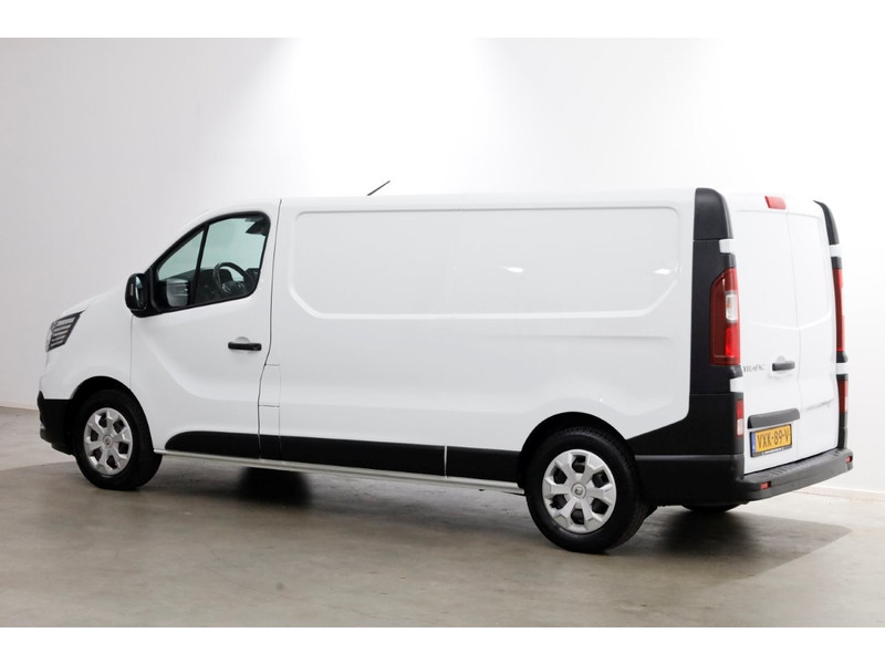 49048433-renault-trafic-9