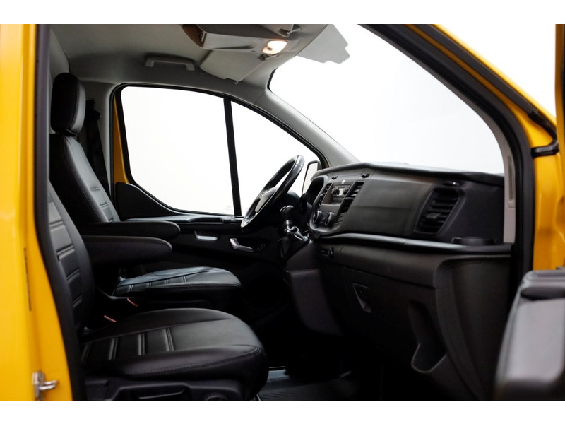 49048457-ford-transit-custom-3