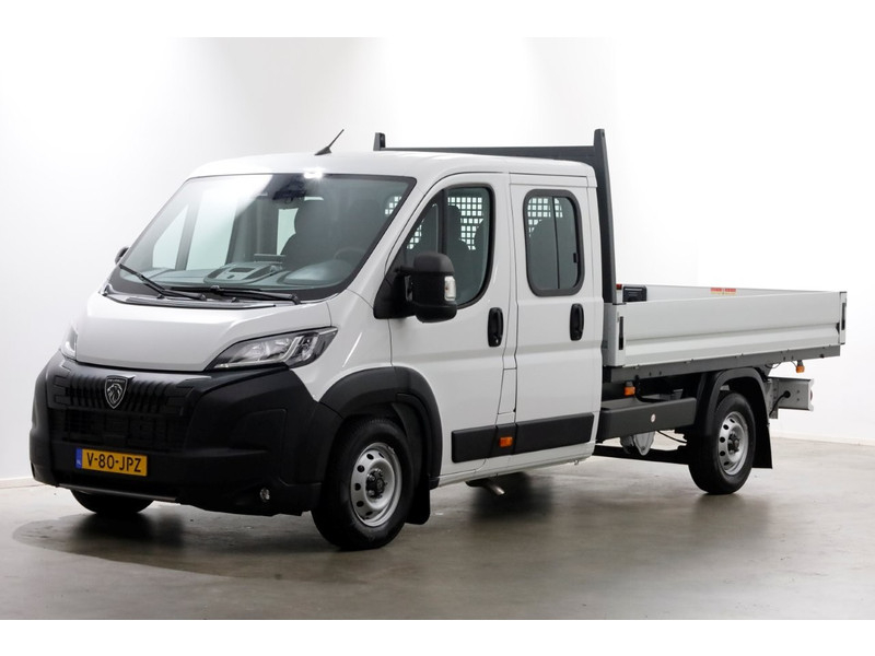 49058645-peugeot-boxer-10