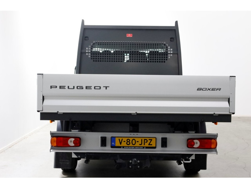 49058645-peugeot-boxer-15