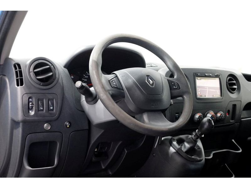 49082458-renault-master-17