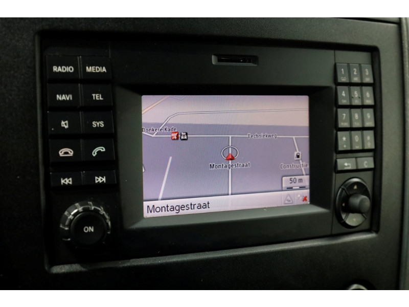 49090950-mercedes-benz-sprinter-16