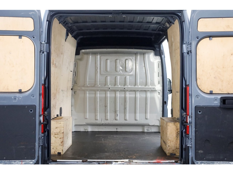 49143383-citroen-jumper-5