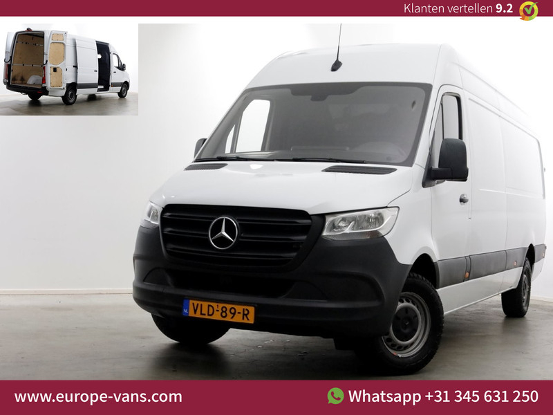 49144472-mercedes-benz-sprinter-1