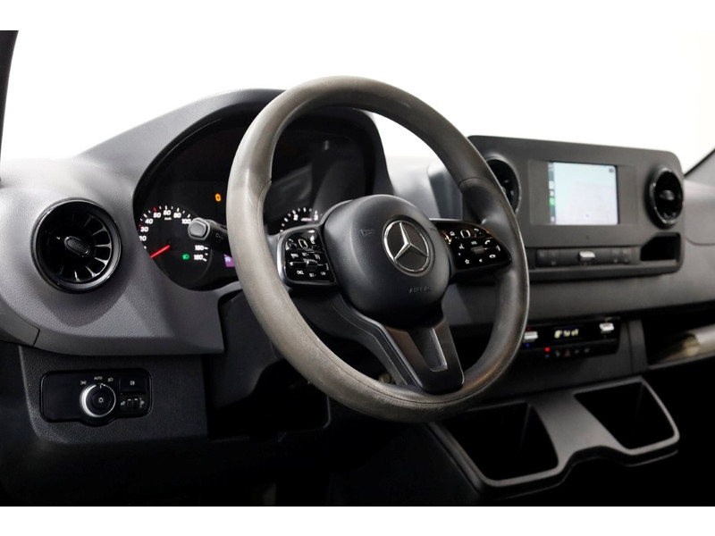 49144472-mercedes-benz-sprinter-13