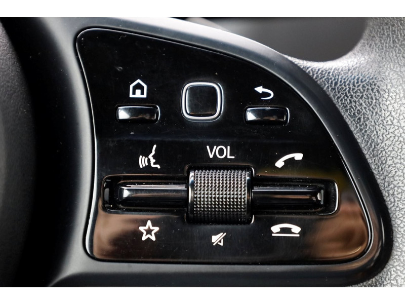 49178902-mercedes-benz-sprinter-23