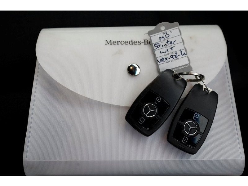 49180411-mercedes-benz-sprinter-8