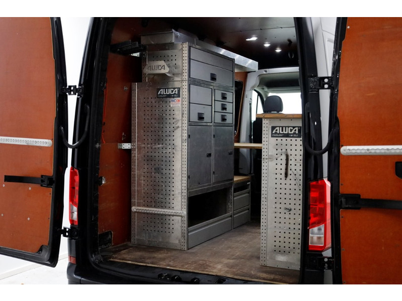 49216371-volkswagen-crafter-13