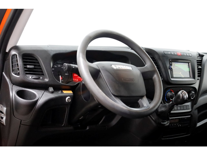 49216584-iveco-daily-13