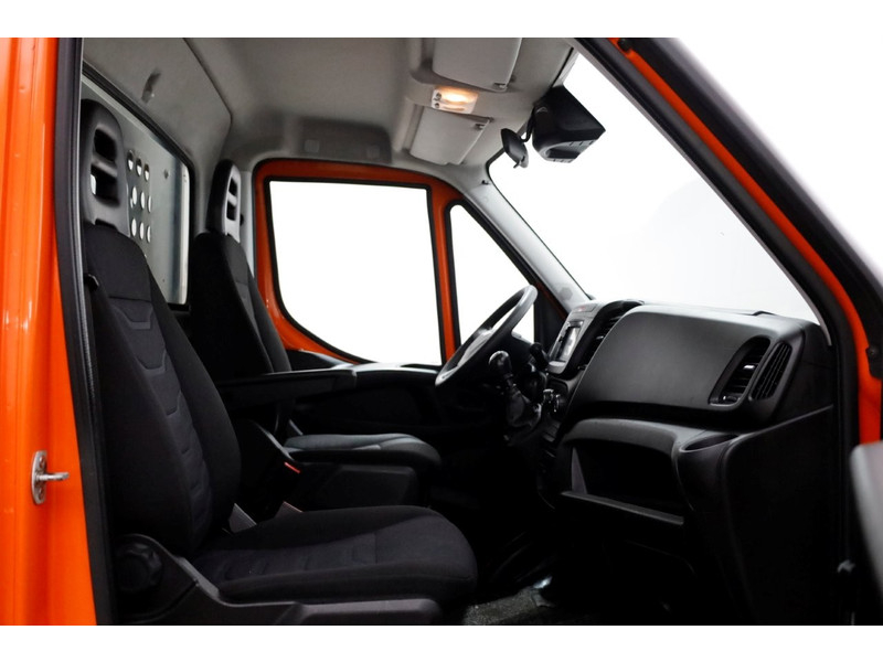 49216584-iveco-daily-5